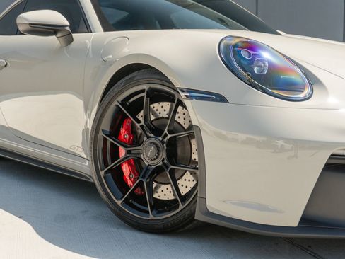 Used 2022 Porsche 911 GT3 RWD image 27
