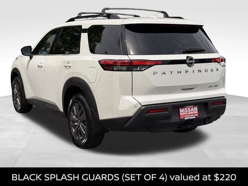 Certified 2023 Nissan Pathfinder SV w/ SV Premium Package AWD/4WD image 12