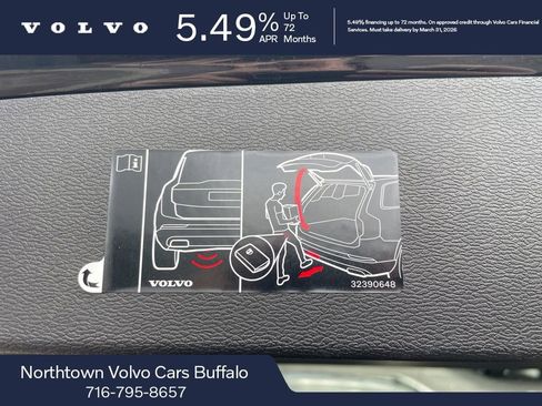 Certified 2025 Volvo V60 B5 Cross Country Ultra image 7