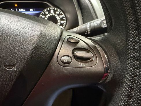 Used 2021 Nissan Murano S FWD image 13
