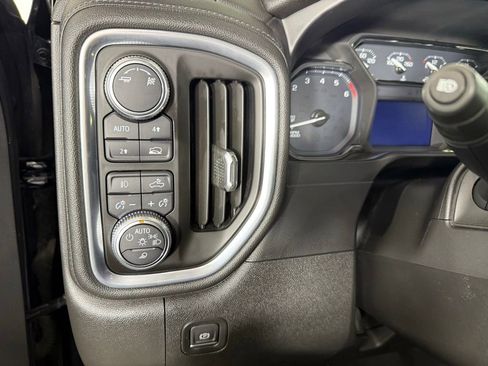 Used 2019 GMC Sierra 1500 SLT w/ SLT Premium Plus Package AWD/4WD image 22