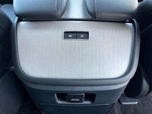 New 2025 Lincoln Navigator L Reserve image 7