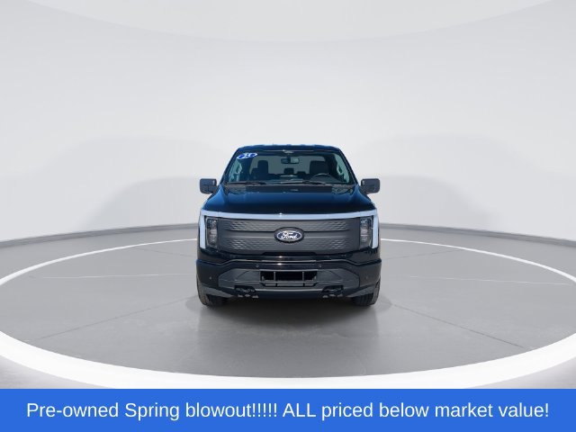 Used 2025 Ford F150 Lightning Flash AWD/4WD image 3