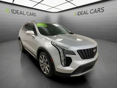 Used 2019 Cadillac XT4 Premium Luxury FWD image 3