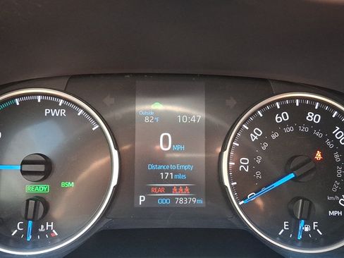 Used 2021 Toyota RAV4 LE AWD/4WD image 19
