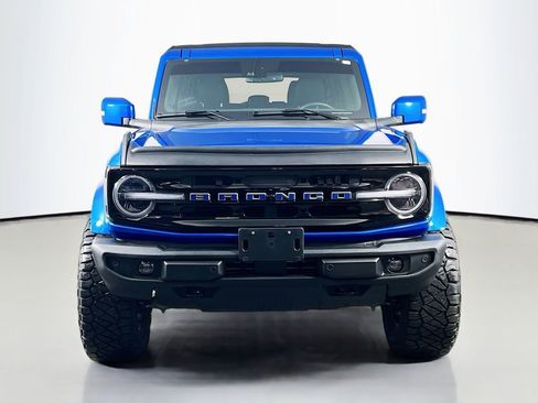 Used 2023 Ford Bronco Outer Banks image 2