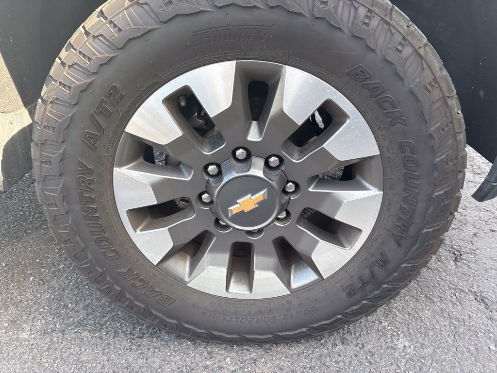 Used 2023 Chevrolet Silverado 2500 Custom w/ Infotainment Package AWD/4WD image 24