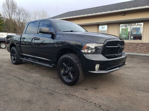 Used 2017 RAM 1500 Express w/ Black Ram 1500 Express Group image 1