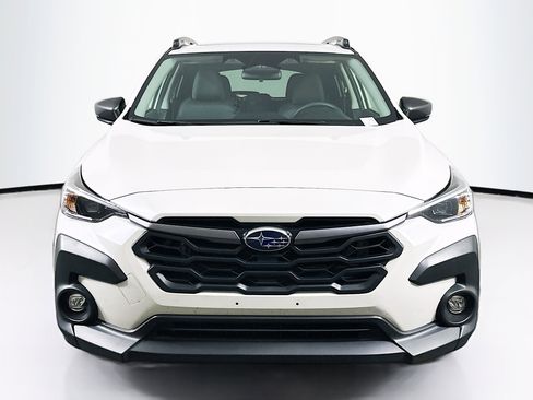 Used 2024 Subaru Crosstrek 2.0i Premium image 2