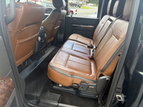 Used 2015 Ford F250 Platinum w/ FX4 Off-Road Package image 65