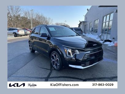 Used 2023 Kia Niro EX Touring