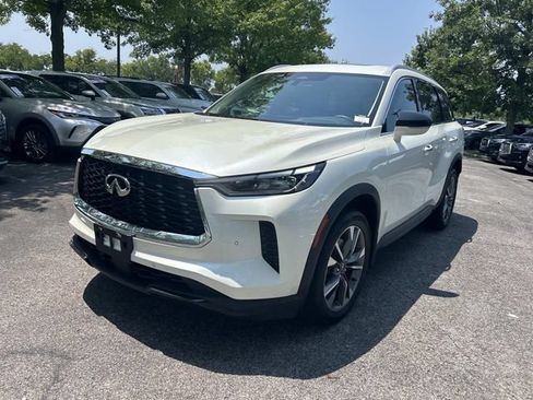 Used 2024 INFINITI QX60 Luxe w/ Performance Audio Package AWD/4WD image 3