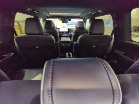 New 2026 INFINITI QX80 4WD w/ Sport Exterior Package image 30