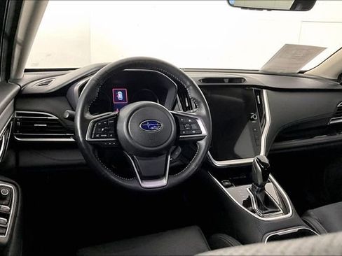 Used 2025 Subaru Outback Limited AWD/4WD image 4