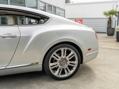Used 2017 Bentley Continental GT AWD/4WD image 5