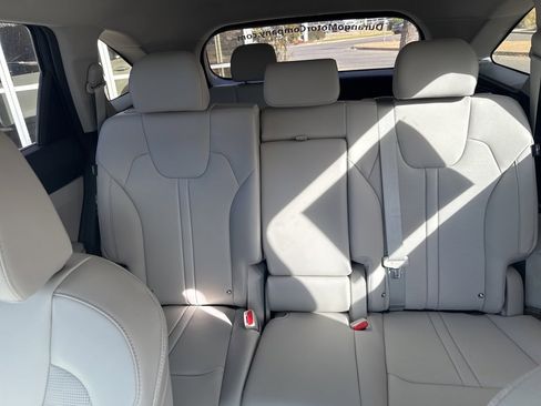 New 2025 Kia Sorento S image 49