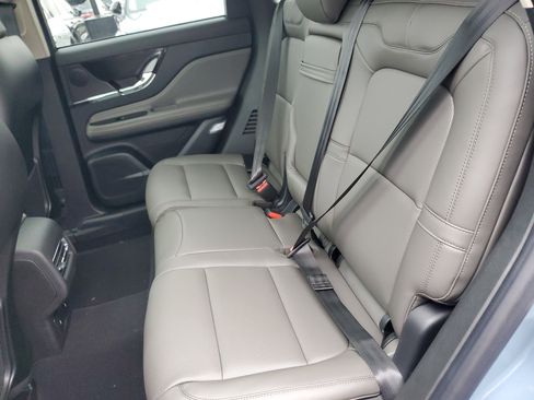 New 2026 Lincoln Corsair Premiere image 28