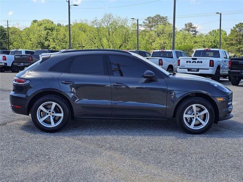 Used 2021 Porsche Macan AWD/4WD image 16