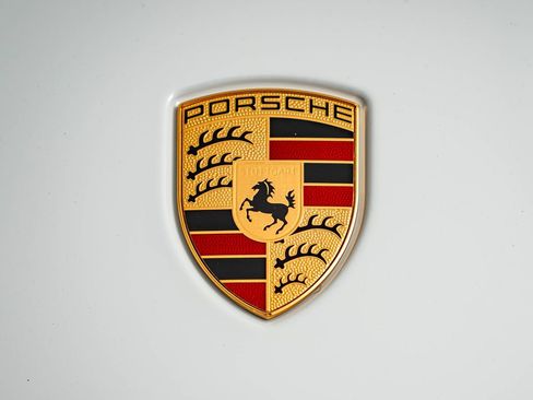 New 2026 Porsche Macan AWD/4WD image 13
