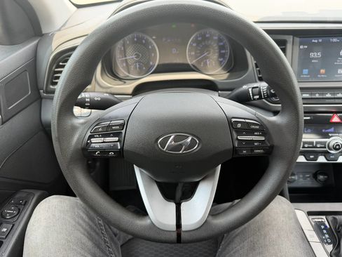 Used 2020 Hyundai Elantra SEL w/ Cargo Package (C1) FWD image 12