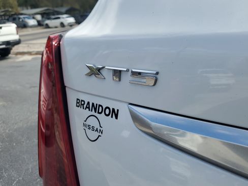 Used 2023 Cadillac XT5 Luxury image 9