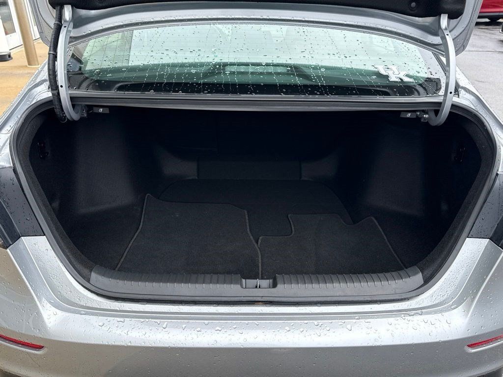 Used 2023 Honda Accord EX image 5
