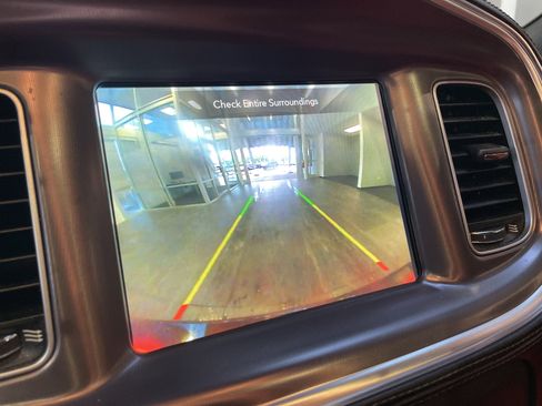 Used 2020 Dodge Charger Scat Pack RWD image 27