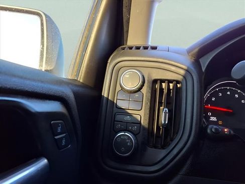 Used 2021 Chevrolet Silverado 1500 Custom Trail Boss w/ Safety Confidence Package image 16