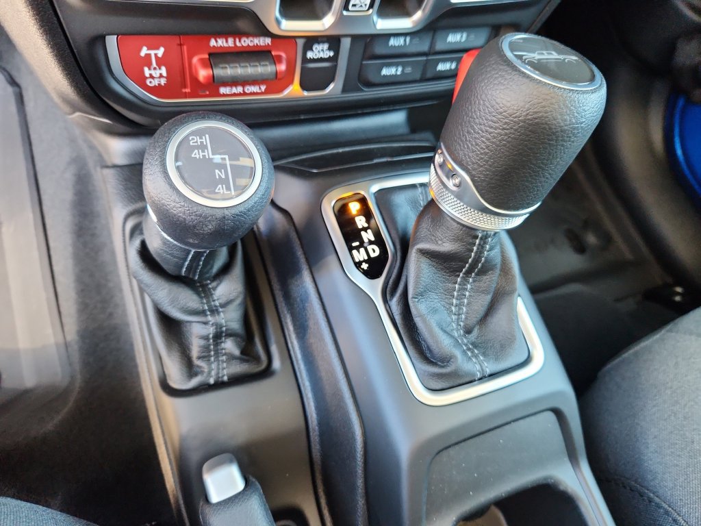 New 2026 Jeep Gladiator Sport AWD/4WD image 13