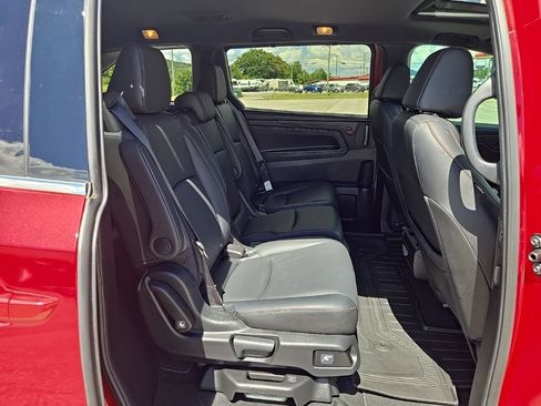 Used 2024 Honda Odyssey Sport image 19