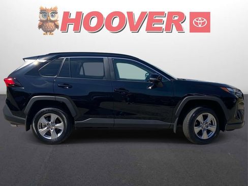 Used 2025 Toyota RAV4 XLE w/ Convenience Package FWD image 5