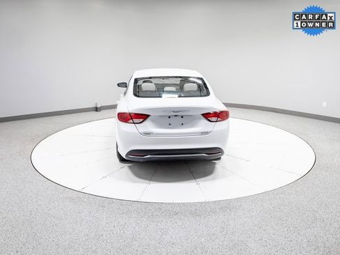 Used 2016 Chrysler 200 Limited image 26