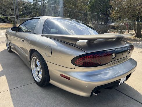 Used 2002 Pontiac Firebird Trans Am image 10