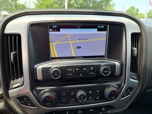 Used 2018 GMC Sierra 2500 SLT AWD/4WD image 30