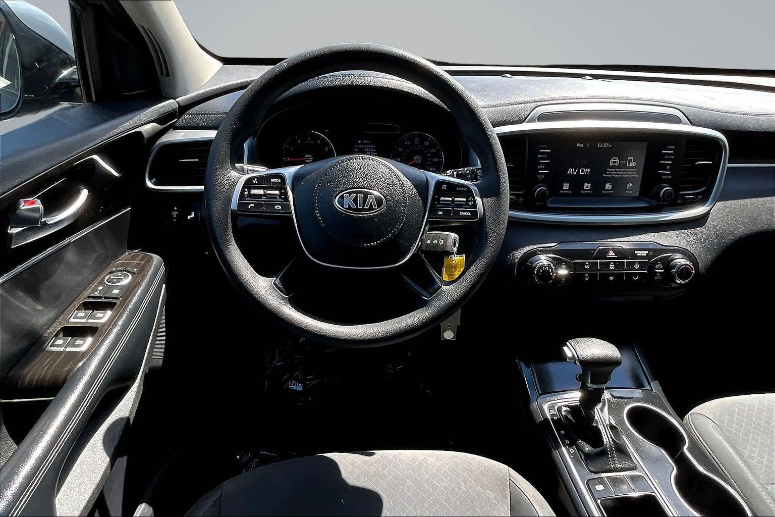 Used 2020 Kia Sorento LX FWD image 7