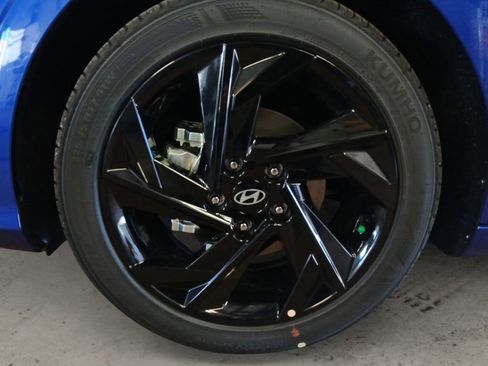 New 2026 Hyundai Elantra Sport FWD image 14