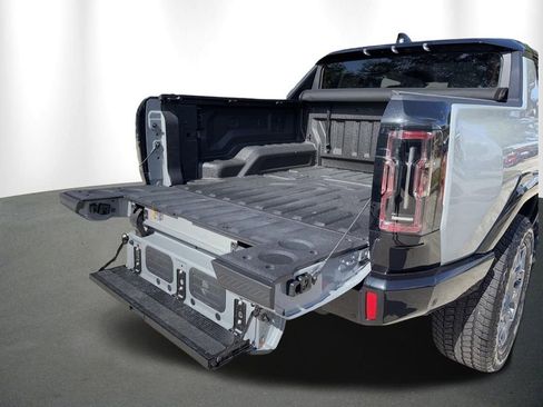Used 2025 GMC Hummer EV 3X AWD/4WD image 23