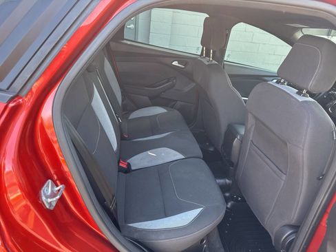 Used 2018 Ford Focus ST FWD image 20