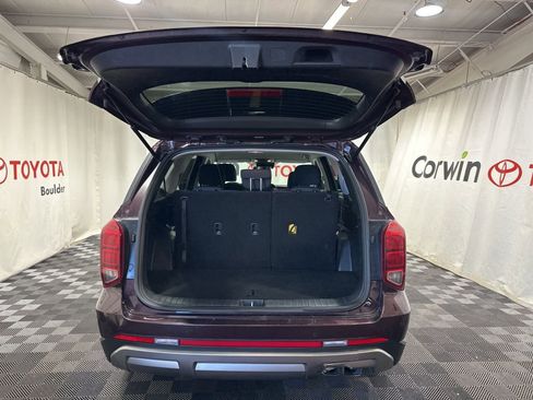 Used 2024 Hyundai Palisade SE image 15