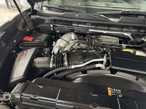 Used 2022 Chevrolet Silverado 2500 Custom w/ Custom Value Package image 34