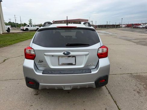 Used 2013 Subaru Crosstrek 2.0i Limited w/ Popular Pkg 2 AWD/4WD image 4