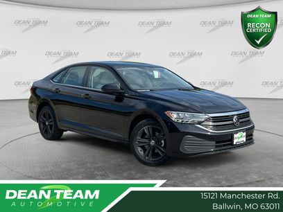 Used 2024 Volkswagen Jetta SE w/ Panoramic Sunroof Package