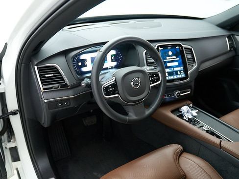 Certified 2024 Volvo XC90 T8 Ultimate AWD/4WD image 19