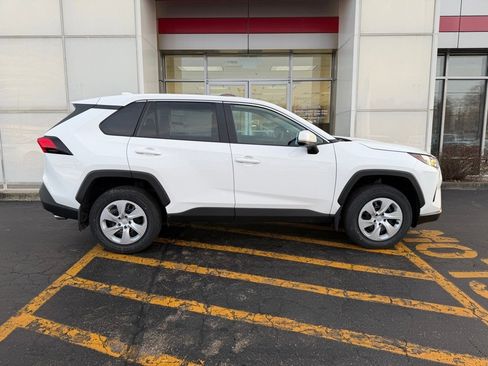 New 2025 Toyota RAV4 LE image 6