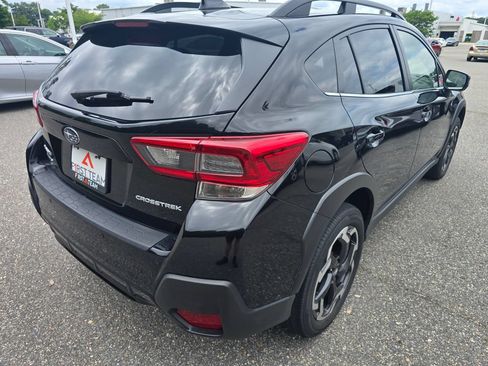 Used 2023 Subaru Crosstrek 2.5i Limited w/ Moonroof Package AWD/4WD image 5