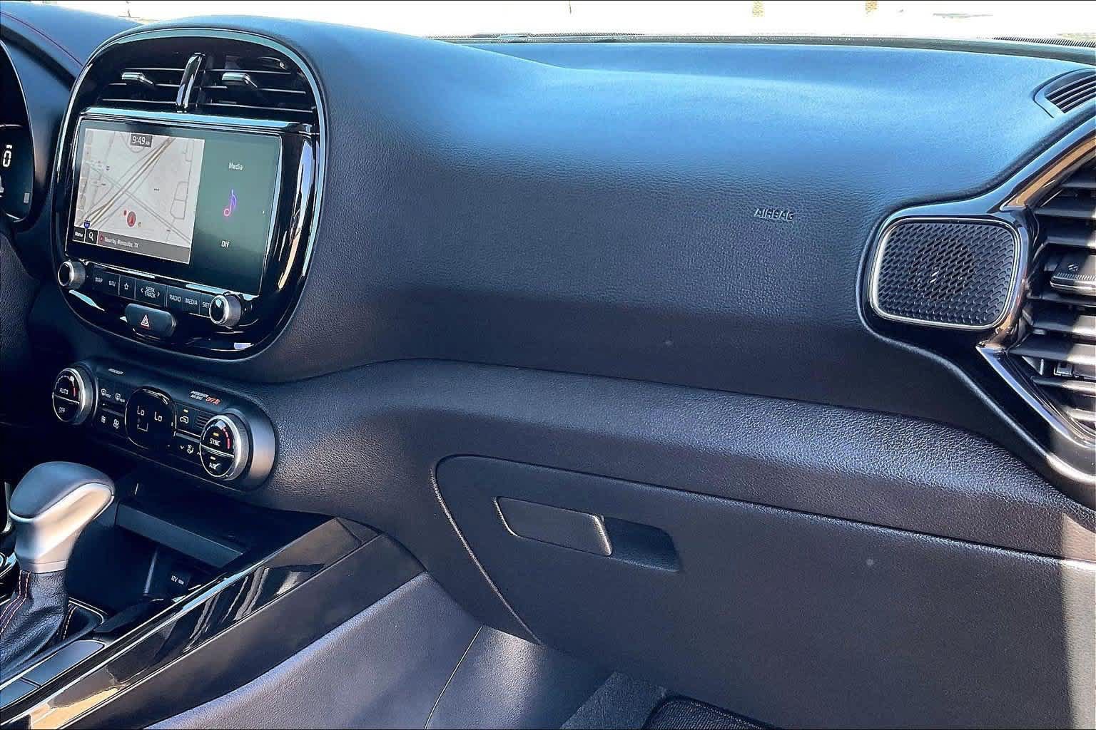 Used 2024 Kia Soul GT-Line FWD image 23