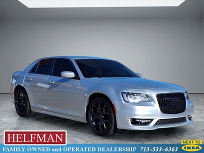 Used 2022 Chrysler 300 Touring L