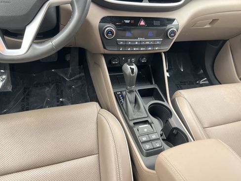 Used 2019 Hyundai Tucson Limited AWD/4WD image 22