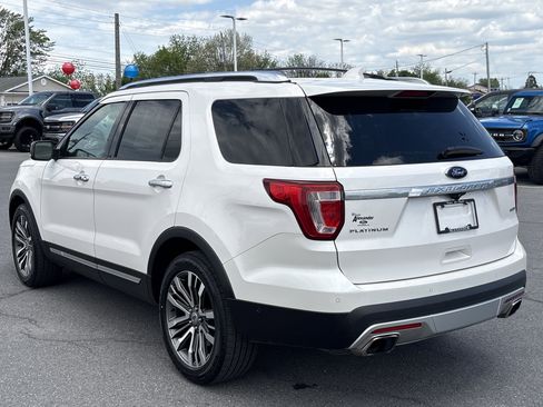 Used 2017 Ford Explorer Platinum AWD/4WD image 6