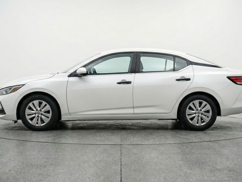 Used 2025 Nissan Sentra S FWD image 5